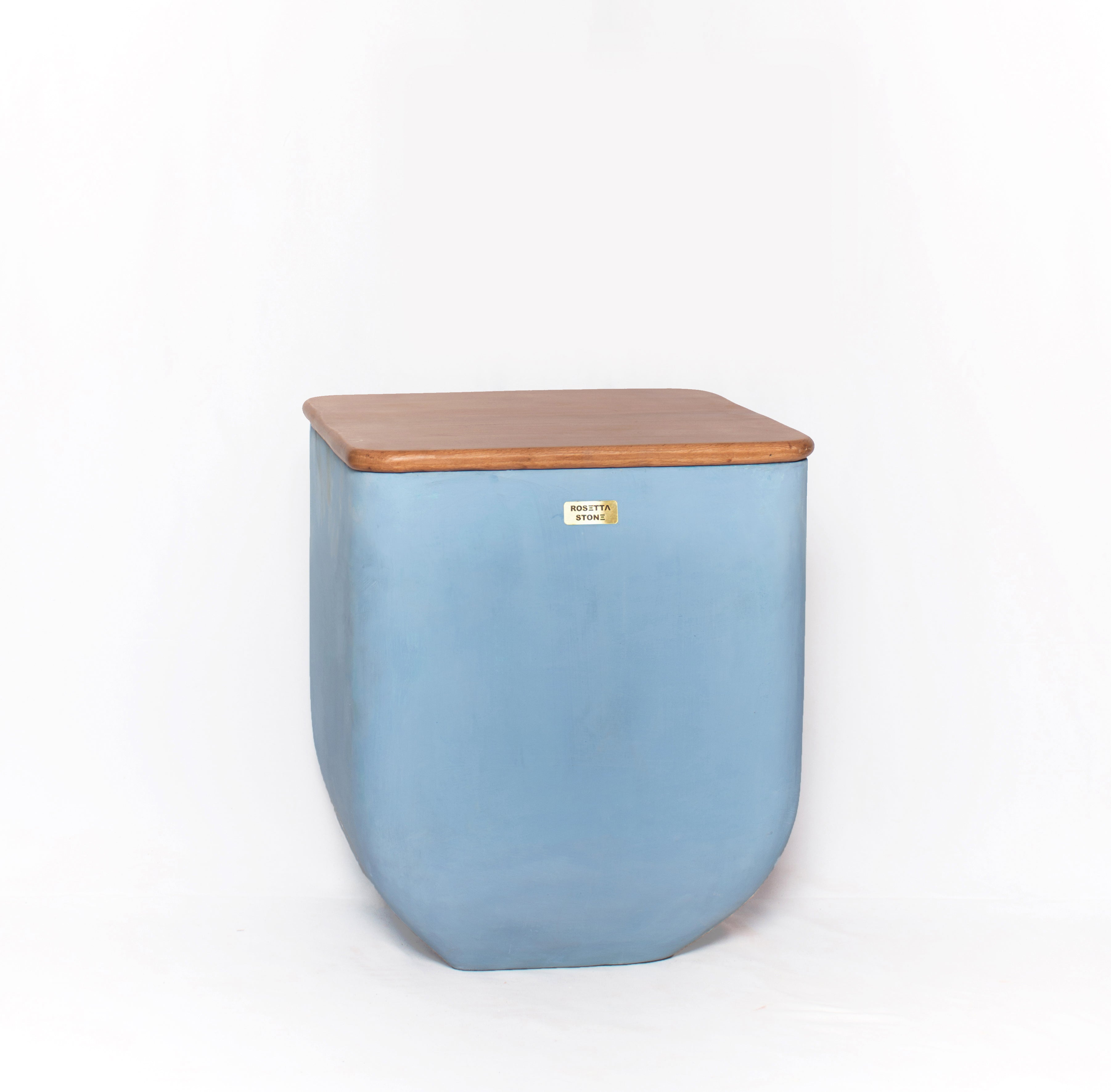 Apis Stone Pot And Table