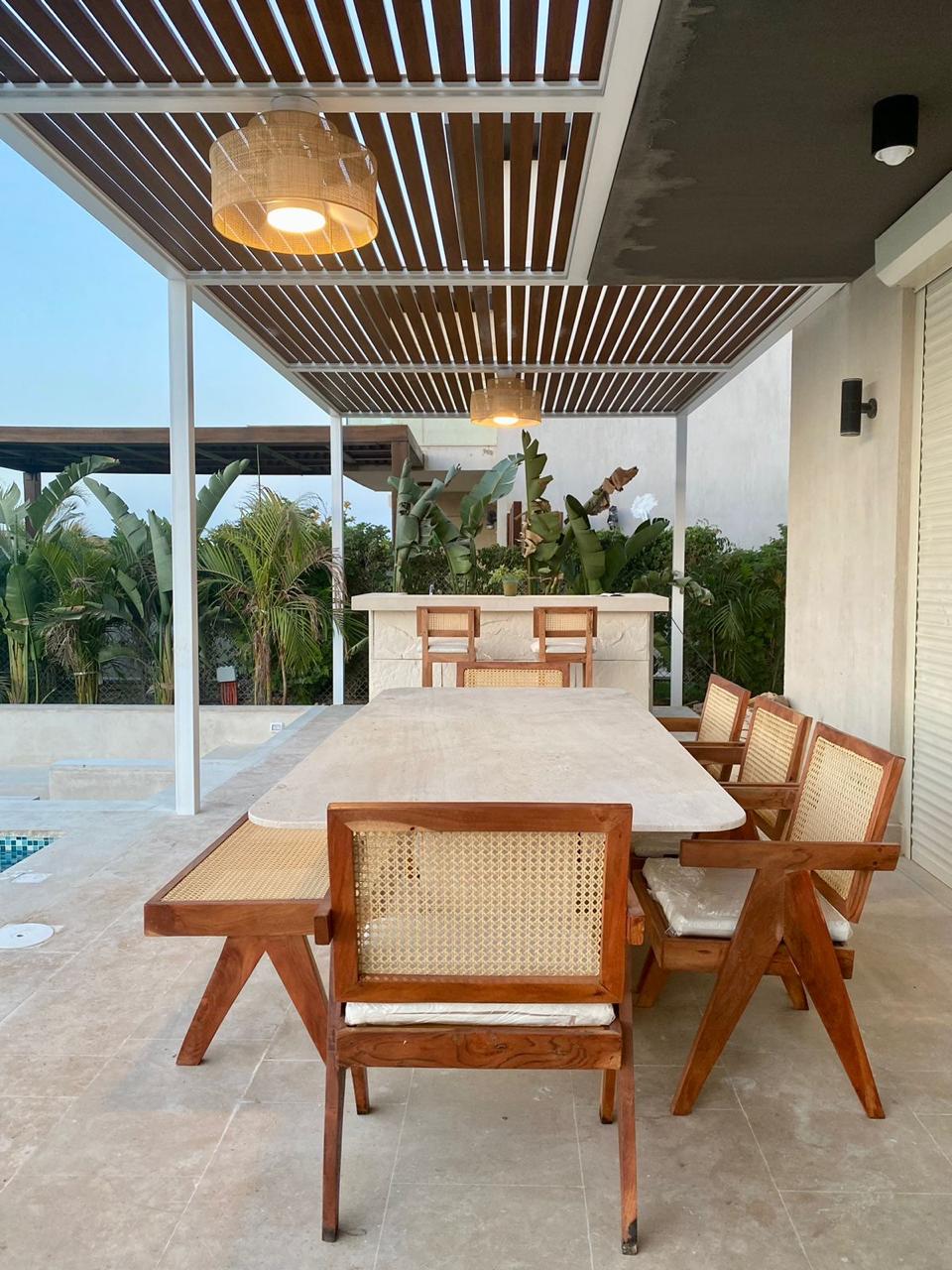 Divina Marble Dining table