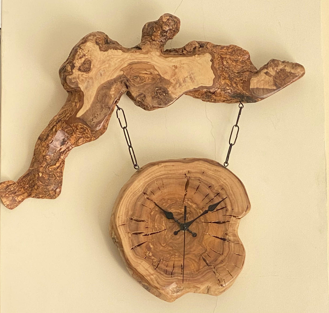 Acacia clock