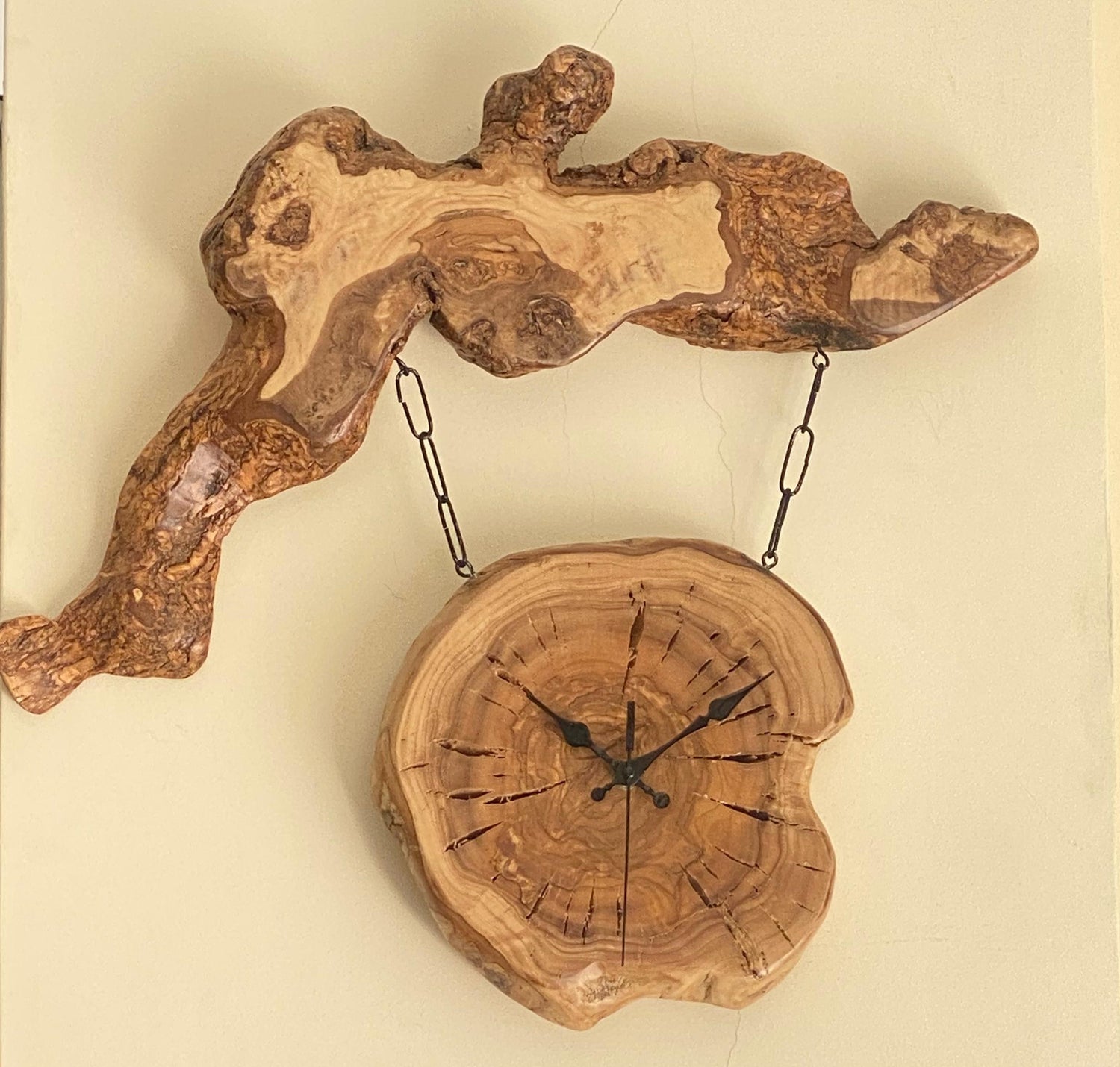 Acacia clock