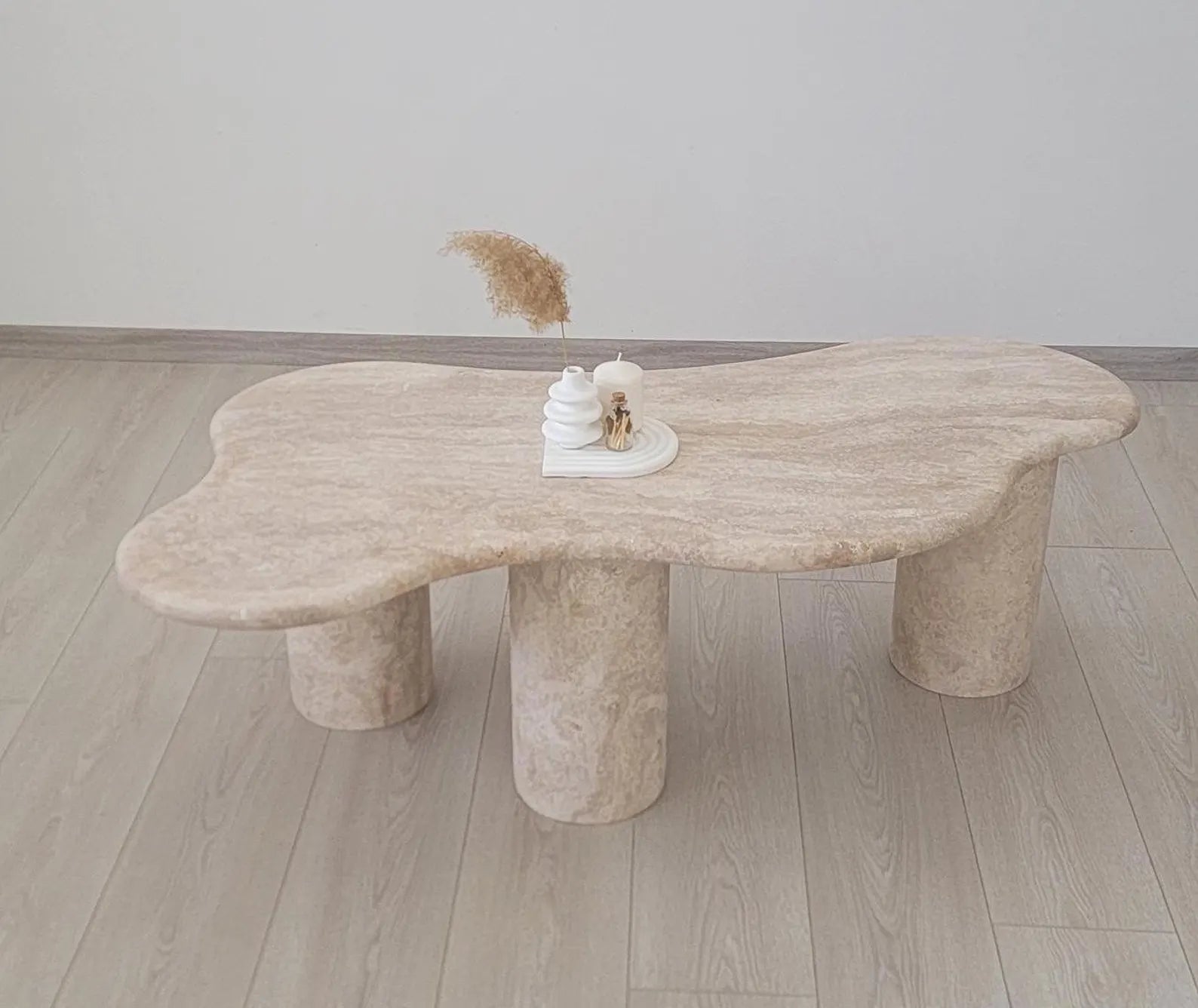 Nirva coffee table