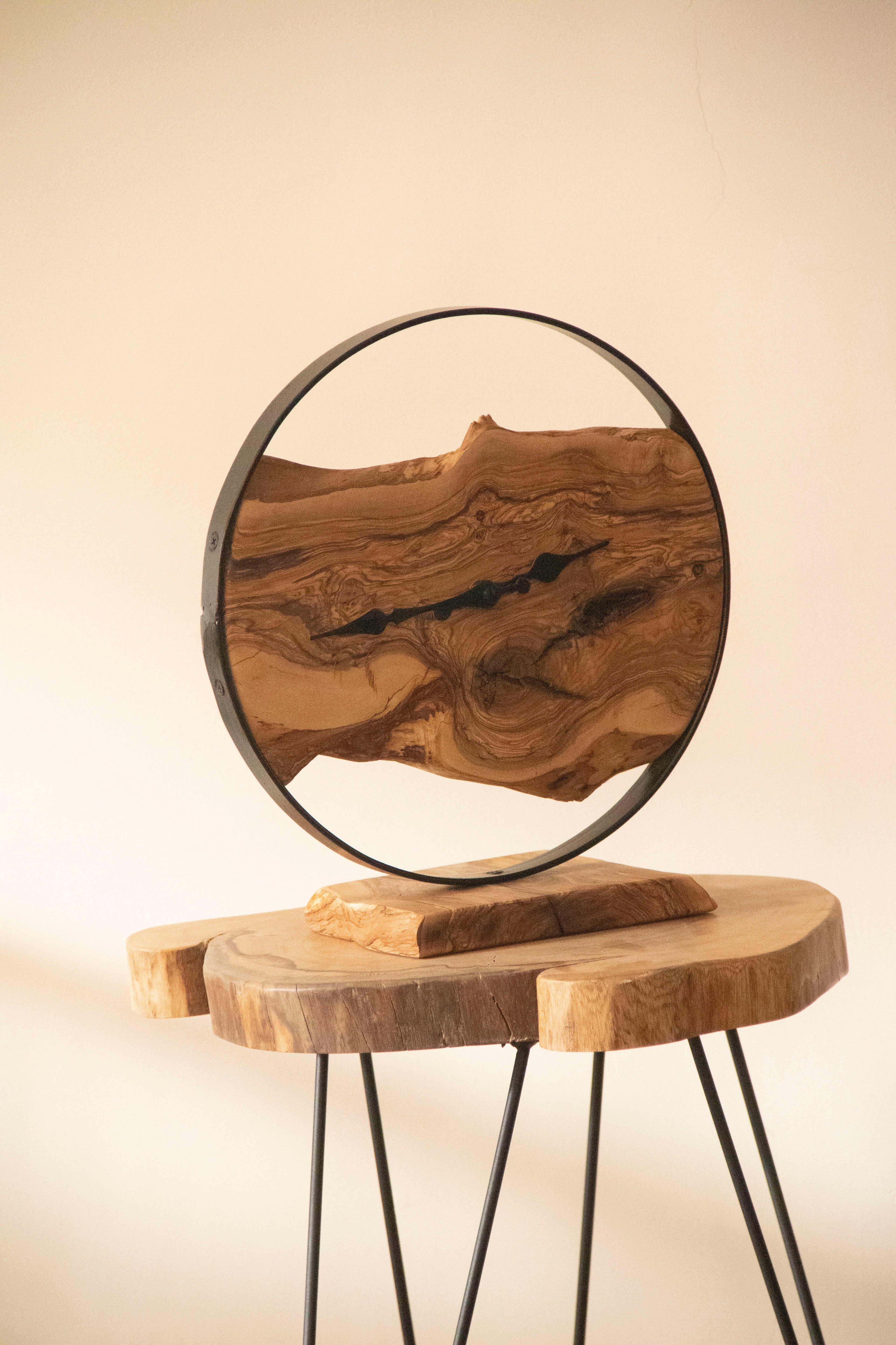 Acacia clock
