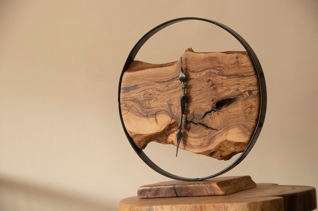 Acacia clock